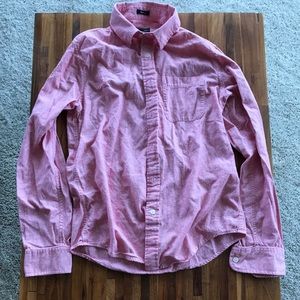 Abercrombie & Fitch men’s light red button down